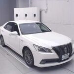 Toyota Crown, 2013