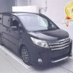 Toyota Noah, 2015
