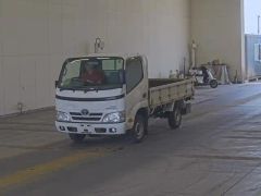 Toyota Dyna, 2013