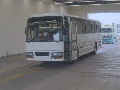 Isuzu Gala, 2001