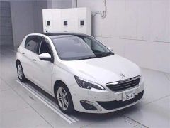 Peugeot 308, 2015