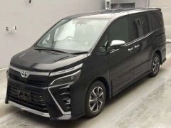Toyota Voxy, 2021