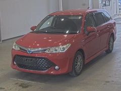 Toyota Corolla Fielder, 2015