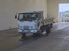 Isuzu Forward, 2017