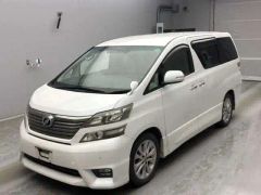 Toyota Vellfire, 2011