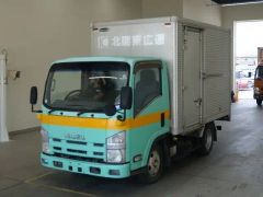 Isuzu Elf, 2011