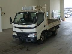Hino Dutro, 2005