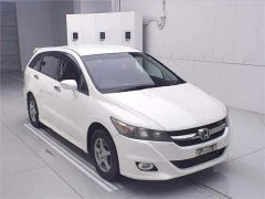 Honda Stream, 2011
