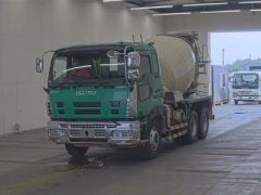 Isuzu Giga, 2008