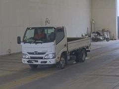 Hino Dutro, 2018