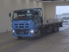 Isuzu Giga, 2015