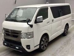 Toyota Hiace Van, 2022