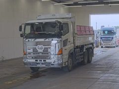 Hino Profia, 2013