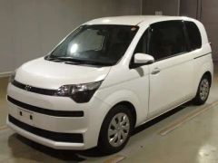 Toyota Spade, 2013