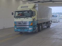 Hino Profia, 2006