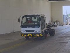 Isuzu Forward, 2005