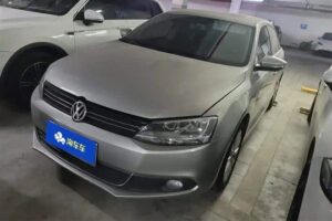 Volkswagen Sagitar, 2014