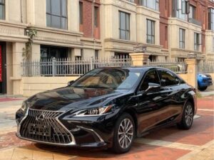 Lexus ES250, 2023