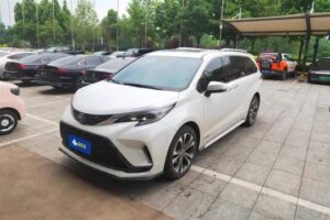 Toyota Granvia, 2024