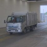 Hino Dutro, 2015